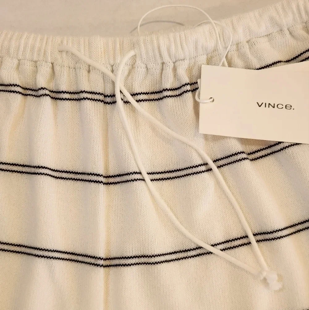 NWT || VINCE || Chalk, Stripes, shorts, baggy, pajamas, pjs, xx small
